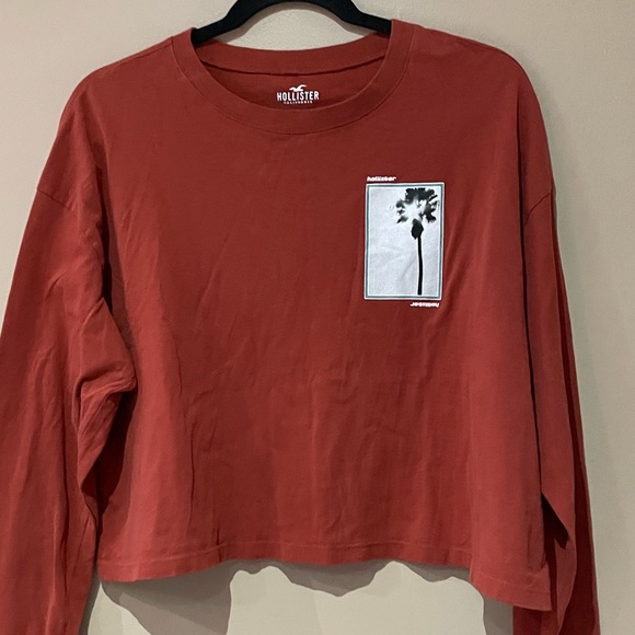 Hollister crewneck crop top size Small - Picture 2 of 7